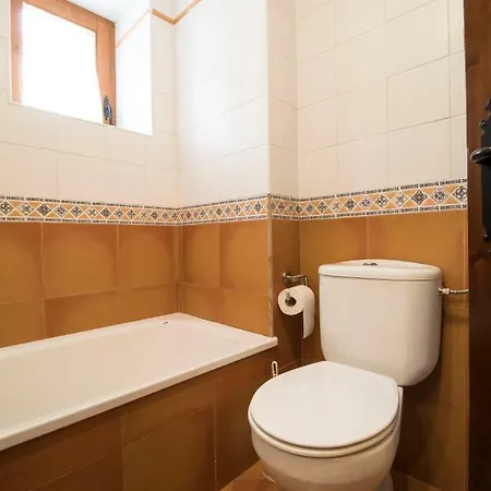 Apartment Berde - Linsoles Vall Benas 6, Ideal Parejas *