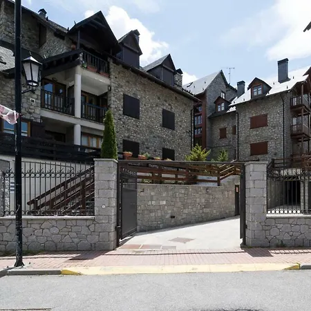 Apartment Berde - Linsoles Vall Benas 6, Ideal Parejas *